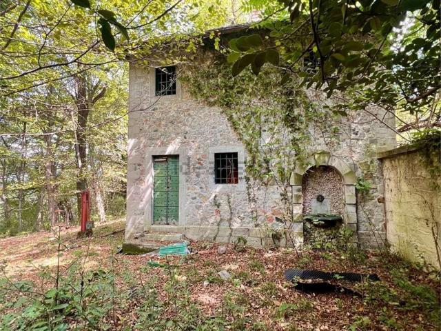 Casa in vendita a Ronco Brogini, Cuvio