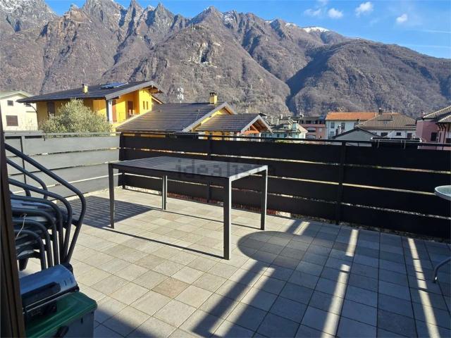 Casa in vendita a Ornavasso / Urnafasch, Ornavasso