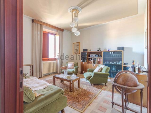 Casa in vendita a Carmignano, Toscana