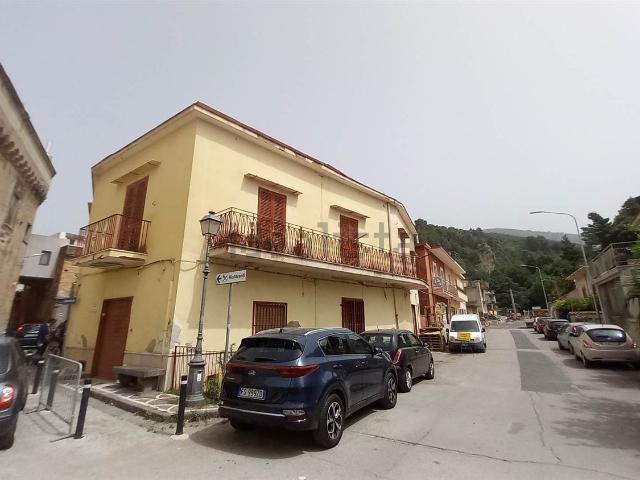 Casa in vendita a Roccarainola, Campania