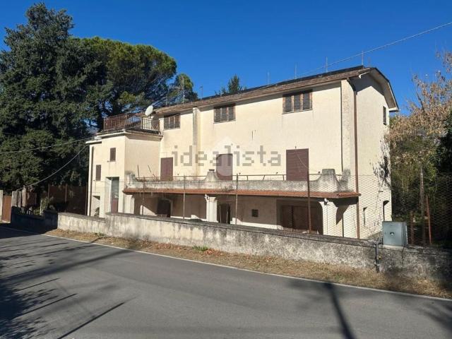 Casa in vendita a San Silvestro, Cassino
