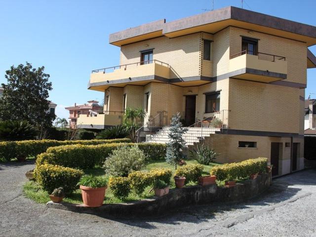 Casa in vendita a Marcellina, Calabria