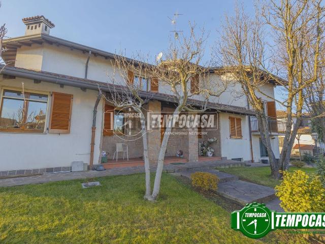 Casa in vendita a Unione dei Comuni I Fontanili, Gaggiano