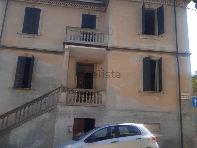Casa in vendita a La Chiusa, Casteggio