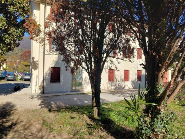 Casa in vendita a Pieve del Grappa, Possagno