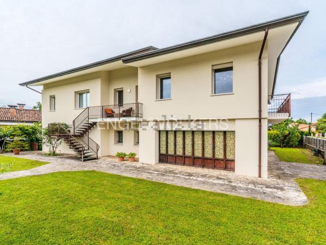 Casa in vendita a Pieve Di Soligo, Veneto
