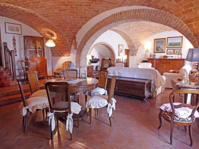 Casa in vendita a Siena, Toscana