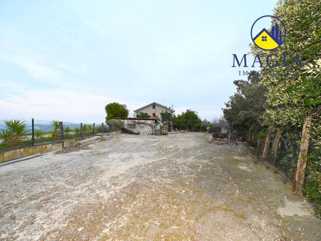 Casa in vendita a Marche, Ascoli Piceno
