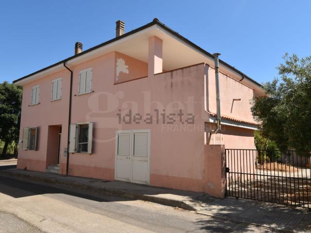 Casa in vendita a Oschiri, Sardigna/Sardegna