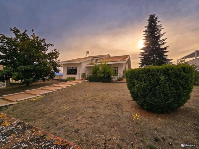 Casa in vendita a San Martino Bassa, Città Sant'Angelo