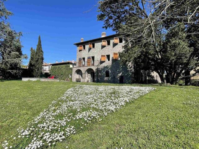 Casa in vendita a Montefiascone, Lazio