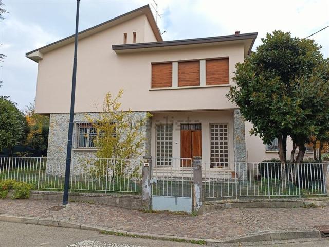 Casa in vendita a Unione della Romagna Faentina, Riolo Terme