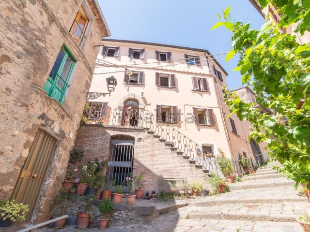 Casa in vendita a Bolsena, Viterbo