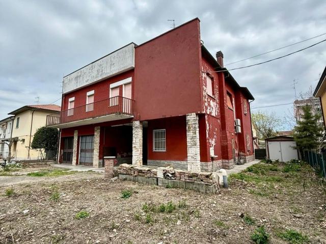 Casa in vendita a Unione dei comuni della Bassa Romagna, Lugo