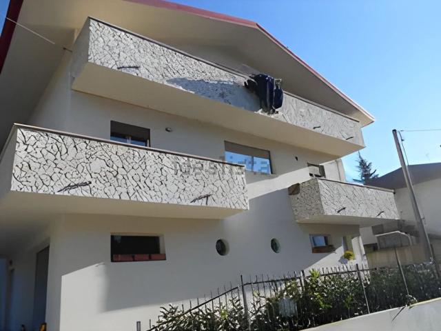 Casa in vendita a Calabria, Catanzaro