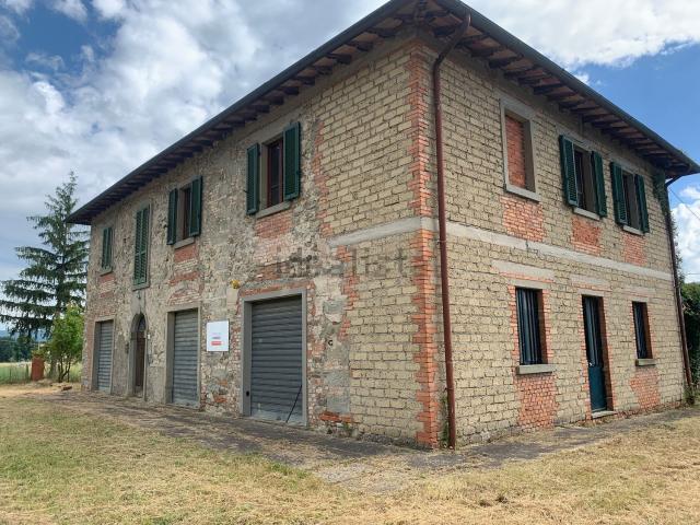 Casa in vendita a Poppi, Toscana