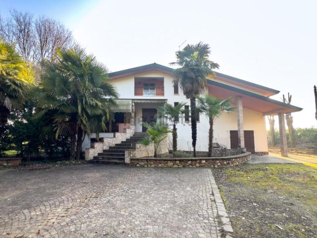 Casa in vendita a Correzzola, Veneto