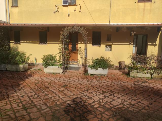 Casa in vendita a Ponte Buggianese, Vione