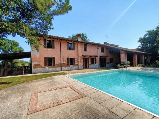 Casa in vendita a Sesto Ed Uniti, Lombardia