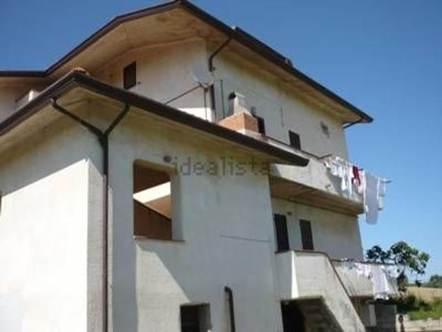 Casa in vendita a Castellalto, Abruzzo