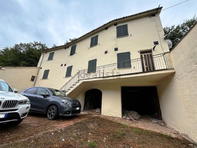 Casa in vendita a Marche, Macerata