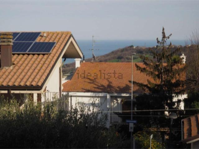 Casa in vendita a Unione dei Comuni della Val Vibrata, Colonnella