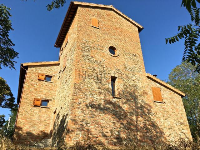 Casa in vendita a Rancitella, Marche