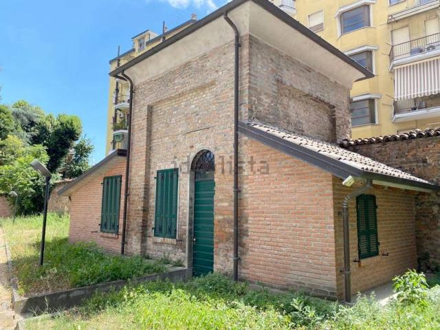 Casa in vendita a Infrangibile, Piacenza