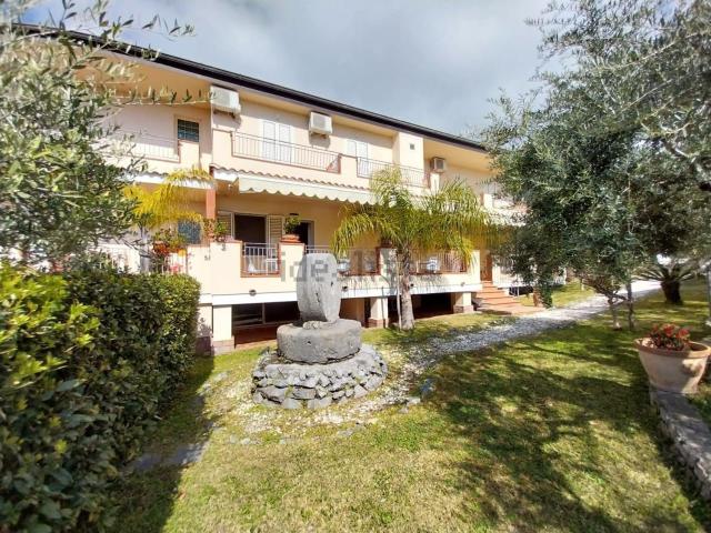 Casa in vendita a Calabria, Cosenza