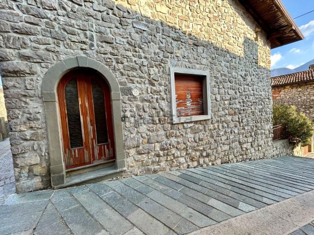 Casa in vendita a Bianzano, Lombardia