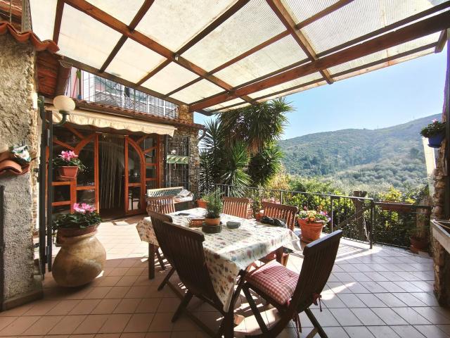 Casa in vendita a Bastia, Albenga