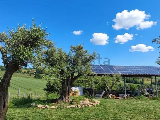 Casa in vendita a Pedrolara, Coriano