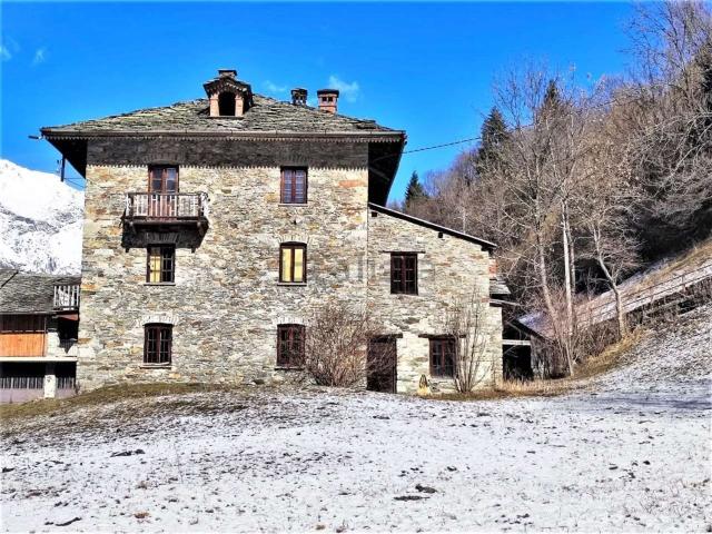Casa in vendita a Gressoney Saint Jean, Aosta