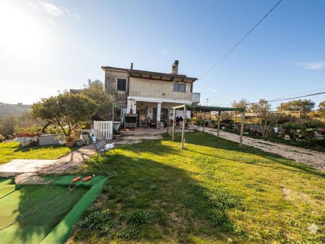 Casa in vendita a Castellana, Pianella