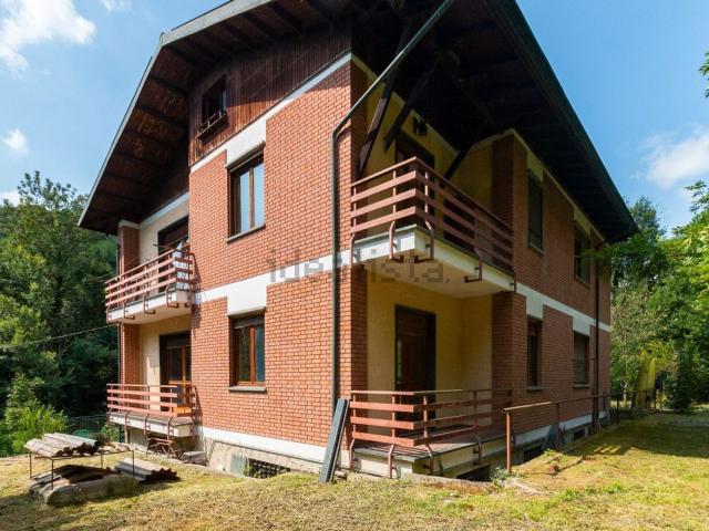 Casa in vendita a Castiglione Torinese, Piemonte
