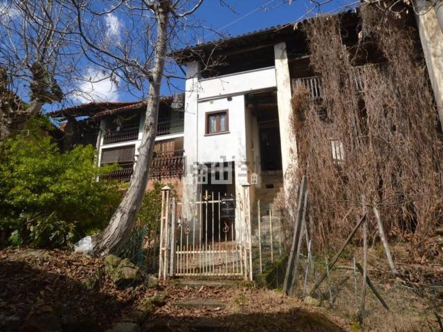Casa in vendita a Val di Chy, Piemonte