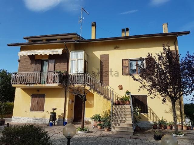 Casa in vendita a Marche, Pesaro E Urbino