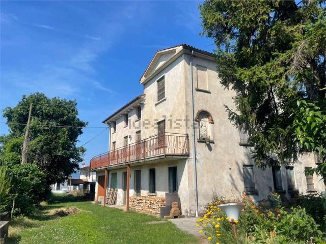 Casa in vendita a Santo, Thiene