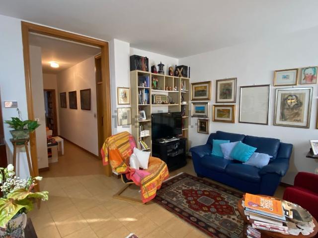 Casa in vendita a Morciano Di Romagna, Reggio Emilia
