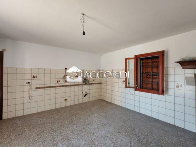 Casa in vendita a Mussolente, Veneto