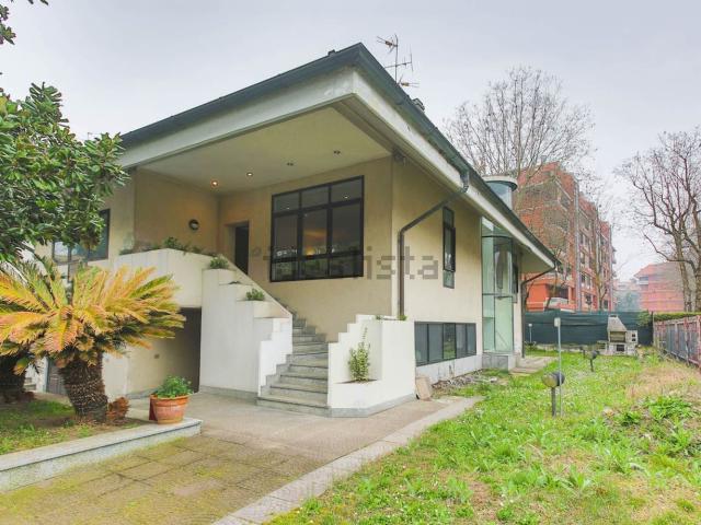 Casa in vendita a Rovagnasco, Segrate