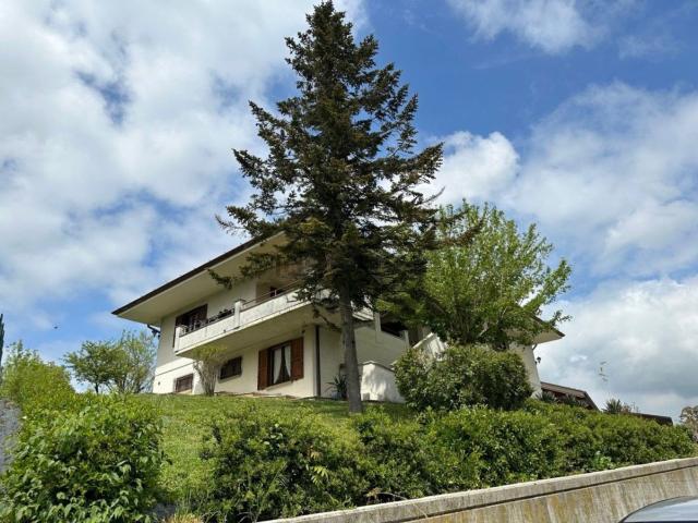 Casa in vendita a Tresinaro - Secchia, Re