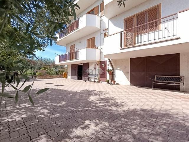 Casa in vendita a Atri, Abruzzo