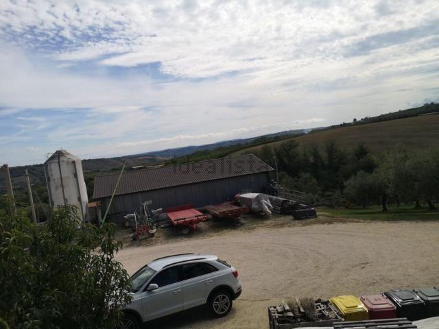 Casa in vendita a Penne, Abruzzo
