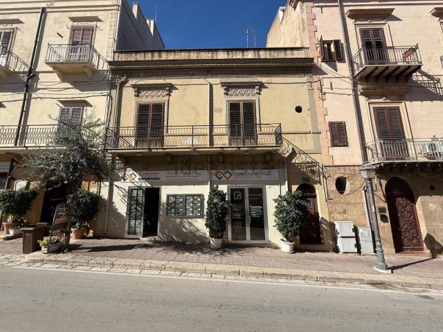 Casa in vendita a Castellammare Del Golfo, Sicilia