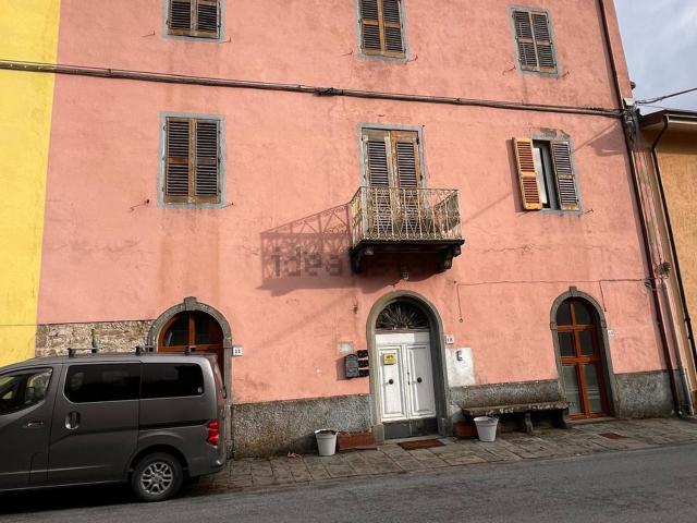 Casa in vendita a Unione dei comuni Media Valle del Serchio, Toscana