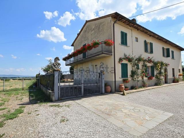 Casa in vendita a Castiglion Fiorentino, Toscana