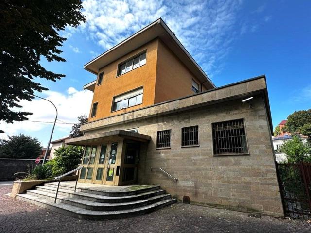 Casa in vendita a Osnago, Colombaio