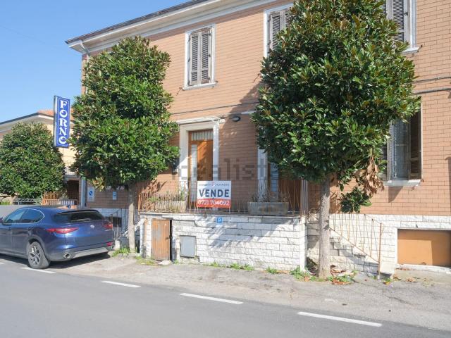 Casa in vendita a Miralfiore, Marche