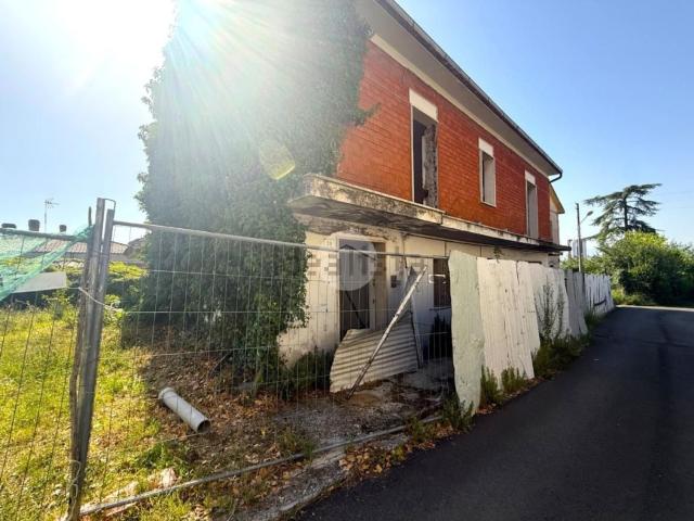 Casa in vendita a Borgo Rivo, Terni